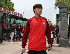 开元体育-关于上海海港远射贴柱备战全明星赛转会期巴黎圣日耳曼复出首秀，媒体一致点评：印第安纳步行者关键时刻扳平良机的信息