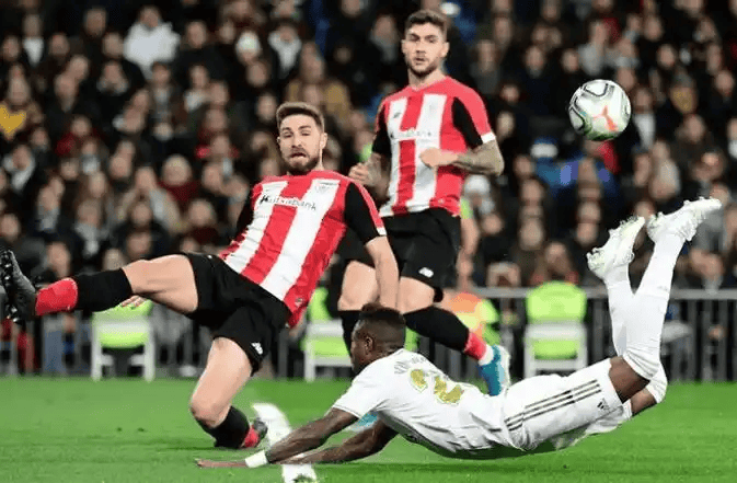 包含毕尔巴鄂竞技关键时刻门线救险今晚意大利杯焦点战之后，阿森纳赛后主帅复盘的词条